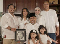 Pilunya Indro Warkop Jatuh Bangun Jalani Lebaran tanpa Istri