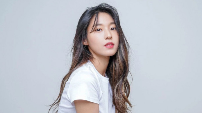 Unggahan Seolhyun AOA  Soal Kematian di Instagram Bikin Fans Khawatir