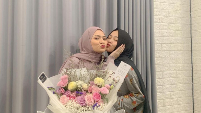 Sempat Heboh ada Konflik, Nathalie Holscher Ungkap Hubungan dengan Putri Delina Saat Ini