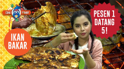MAKAN IKAN BAKAR SEGEDE GABAN.. CAKEP!! - CUMI YUMMY