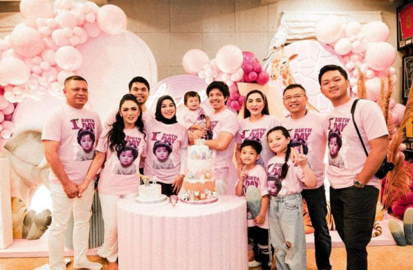 Atta & Aurel Rayakan Ulang Tahun Ameena Tanpa Keluarga Halilintar
