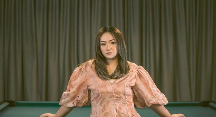 Momen Adik Nathalie Holscher Jadi Mualaf