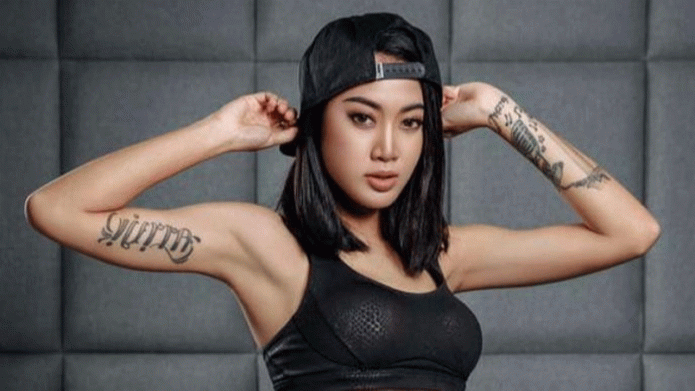 Namanya Terseret, Widy Vierratale Justru Muncul Temani Virgoun di Panggung
