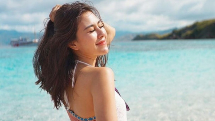 Qizlar yigitlar pornosidan foydalanadilar