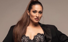 Karenina Anderson Nekat Hapus Tato Naga yang Bikin Dirinya Terkenal