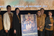 Sinopsis Film Rumah Masa Depan, Dibintangi Laura Basuki dan Fedi Nuril