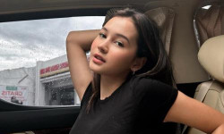 Sempat Berseteru, Sandrinna Michelle Pulang ke Rumah di Hari Ibu