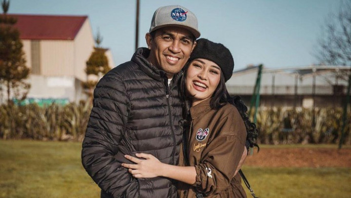 Mutia Ayu Sering Didatangi Glenn Fredly dalam Mimpi: Pas Bangun Senyum-senyum