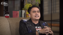 Ingat Valentino Jebret? Komentator Sepak Bola yang Kini punya Platform Sendiri