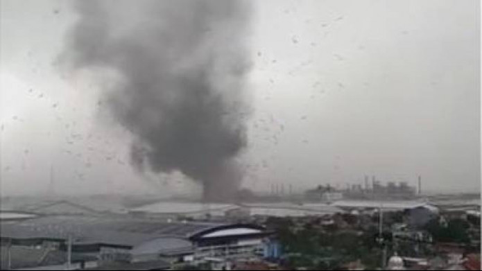 Bukan Angin Kencang Biasa, BMKG Sebut Tragedi Rancaekek Sebagai ‘Small Tornado’
