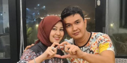Dikira Masuk Angin, Istri Aldi Taher Ternyata Positif Hamil