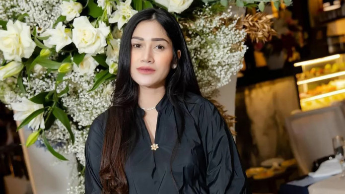 Respon Icha Annisa Dituding Kirim Santet ke Olga Syahputra dan Julia Perez