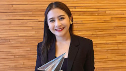 Reaksi Prilly Latuconsina Dikabarkan Pacaran dengan Dikta