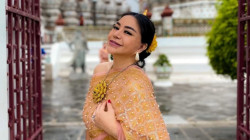Muncul Pasir Hingga Belatung di Rumah, Anisa Bahar Diduga Dikirimi Santet