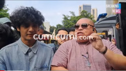 Penuh Percaya Diri, Vadel Badjideh Akui Kangen Lolly Saat Tiba di Polres