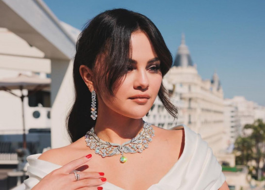 Qizlar uchun intim rasmlar YouTube multfilmlar jinsiy aloqa