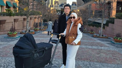 Usai Stroller & Tas Branded, Kini Skincare Syahrini Tuai Sorotan Netizen