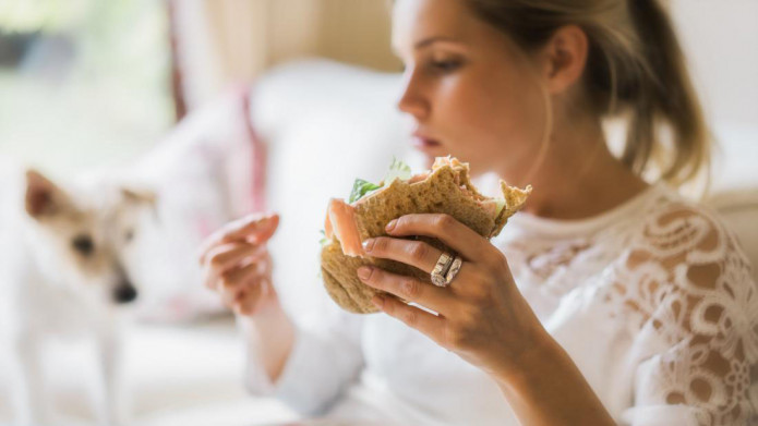 5 Makanan yang Bisa Bantu Kurangi Rasa Nyeri Saat Menstrulasi, Wajib Dicoba!
