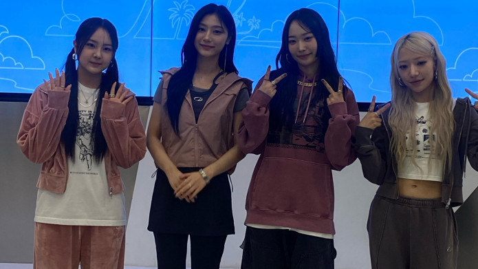 Kejutan Fans, Kandis Bawakan 2 Lagu Bahasa Indonesia di Acara KOREA 360