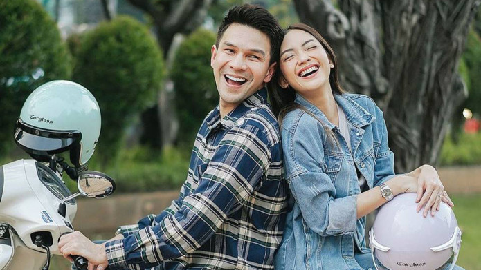 Jalani Pacaran Beda Agama, Begini Bentuk Toleransi Jonathan Frizzy dan Ririn Dwi Ariyanti