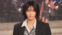 Penampilan Memukau Seonghwa ATEEZ jadi Model Runway Isabel Marant