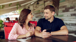 Ingin Cari Pasangan Lewat Aplikasi Kencan? Perhatikan 9 Tips Ini