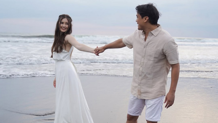 Belum Lama Pacaran, Billy Syahputra Akhirnya Lamar Vika Kolesnaya