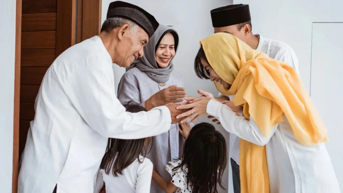 Lakukan 7 Cara Ini untuk Berkomunikasi dengan Keluarga Besar di Momen Lebaran