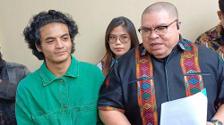 Reaksi Razman Arif Usai Dicabut Sebagai Kuasa Hukum Vadel Badjideh