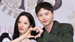 Sahabatan 16 Tahun, Ini Kata Sungjae BTOB Berakting Romantis dengan Bona WJSN
