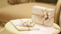 Nggak Harus Mahal! 3 Kado Anniversary Sederhana Ini Dijamin Istimewa