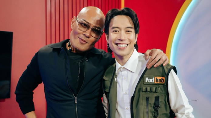 Viral Video Vidi Aldiano Dipapah Deddy Corbuzier Saat Berjalan