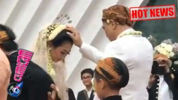 Hot News! Resmi Jadi Suami Istri, Chiko Beri Ciuman Romantis untuk Citra