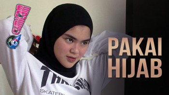 Pakai Hijab, Ini Penampilan Via Eks Girlband Blink