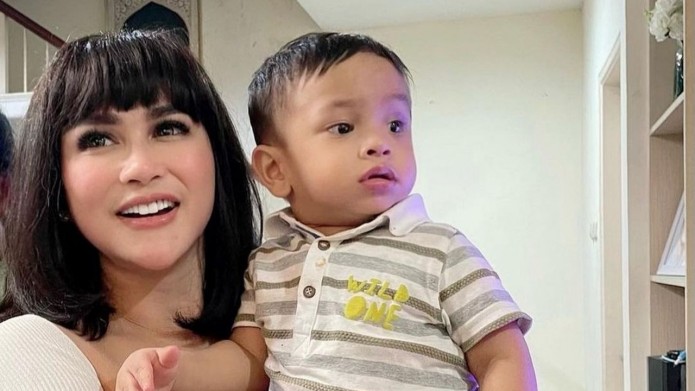 Bebizie Berikan Respon Disebut Pansos Usai Tampil Mirip Vanessa Angel